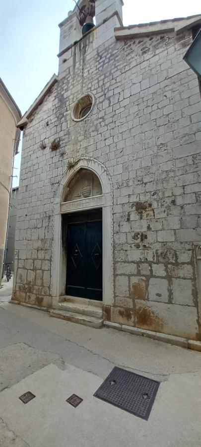 Sidar-Old Town Apartment Cres Luaran gambar