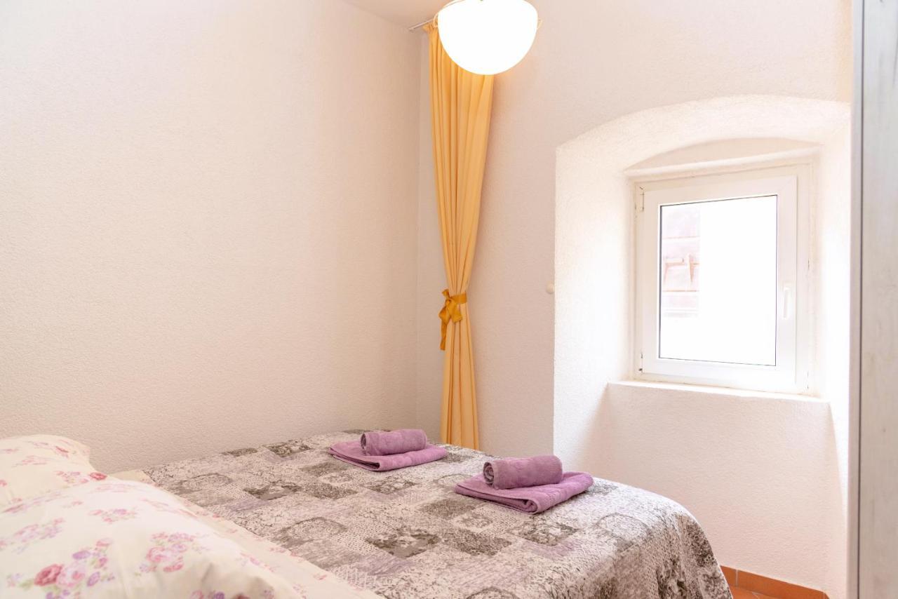 Sidar-Old Town Apartment Cres Luaran gambar